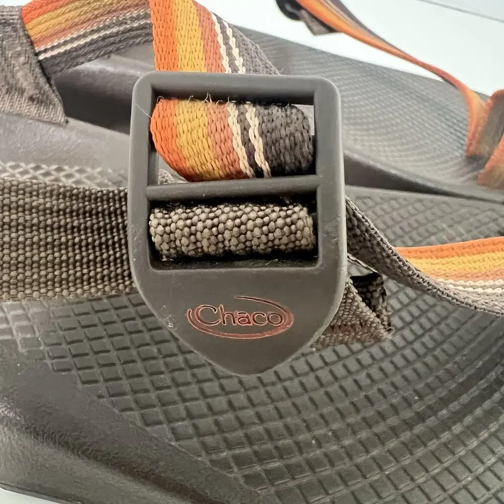 Chaco Bodhi Sandals Men's Size 9 Belt Java Brown Toe Loop Strappy Beach Shoes